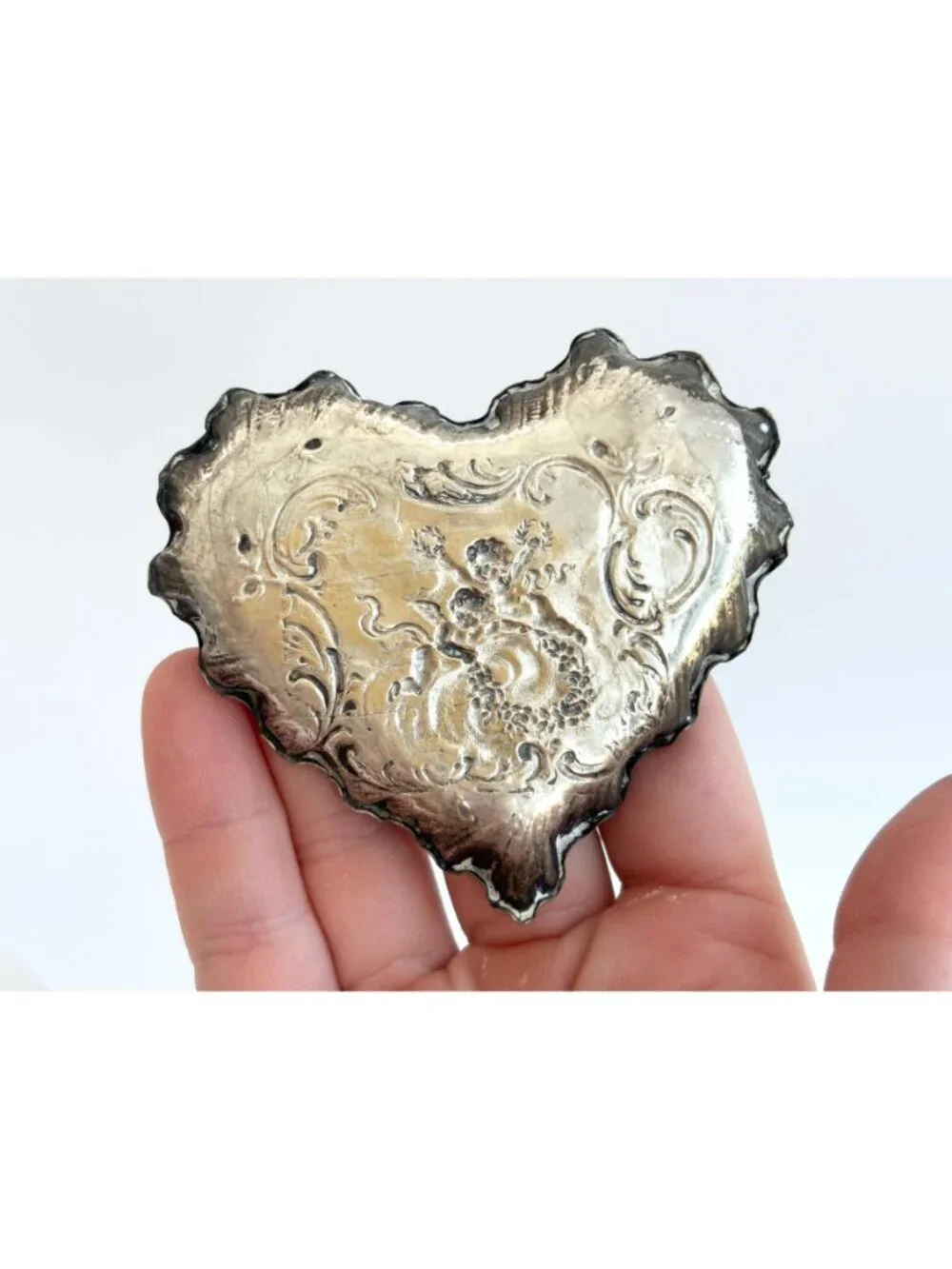 RARE Repousse Cherub Floral Vintage Sterling Silver Heart Shaped Scalloped Dish